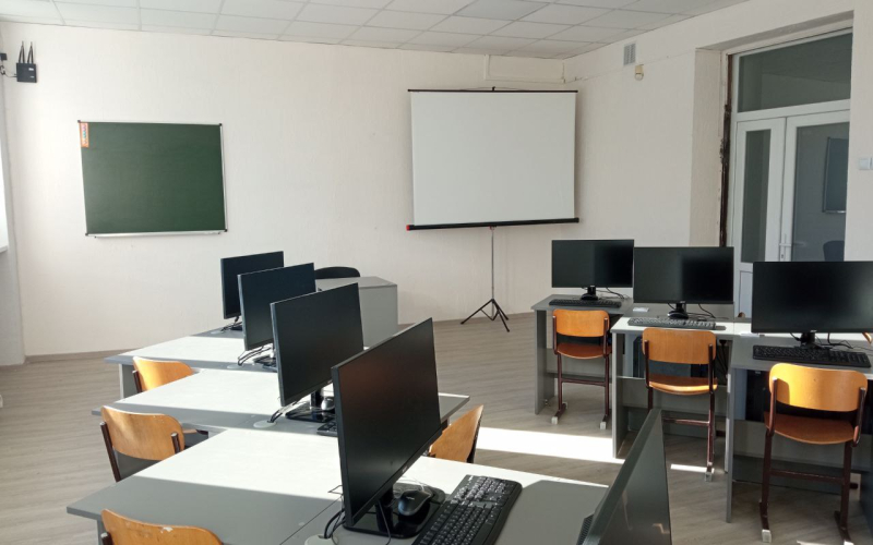 аудиторії КСМ