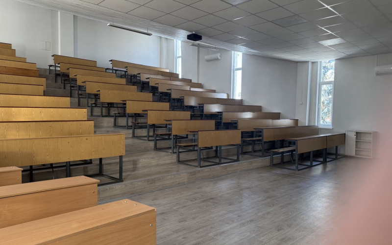 аудиторії КСМ