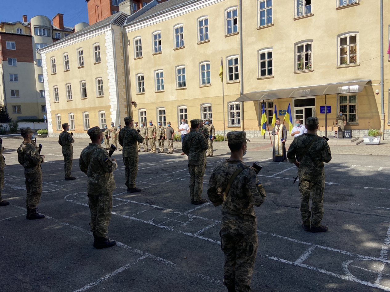 Курсанти КВП склали Військову присягу України.