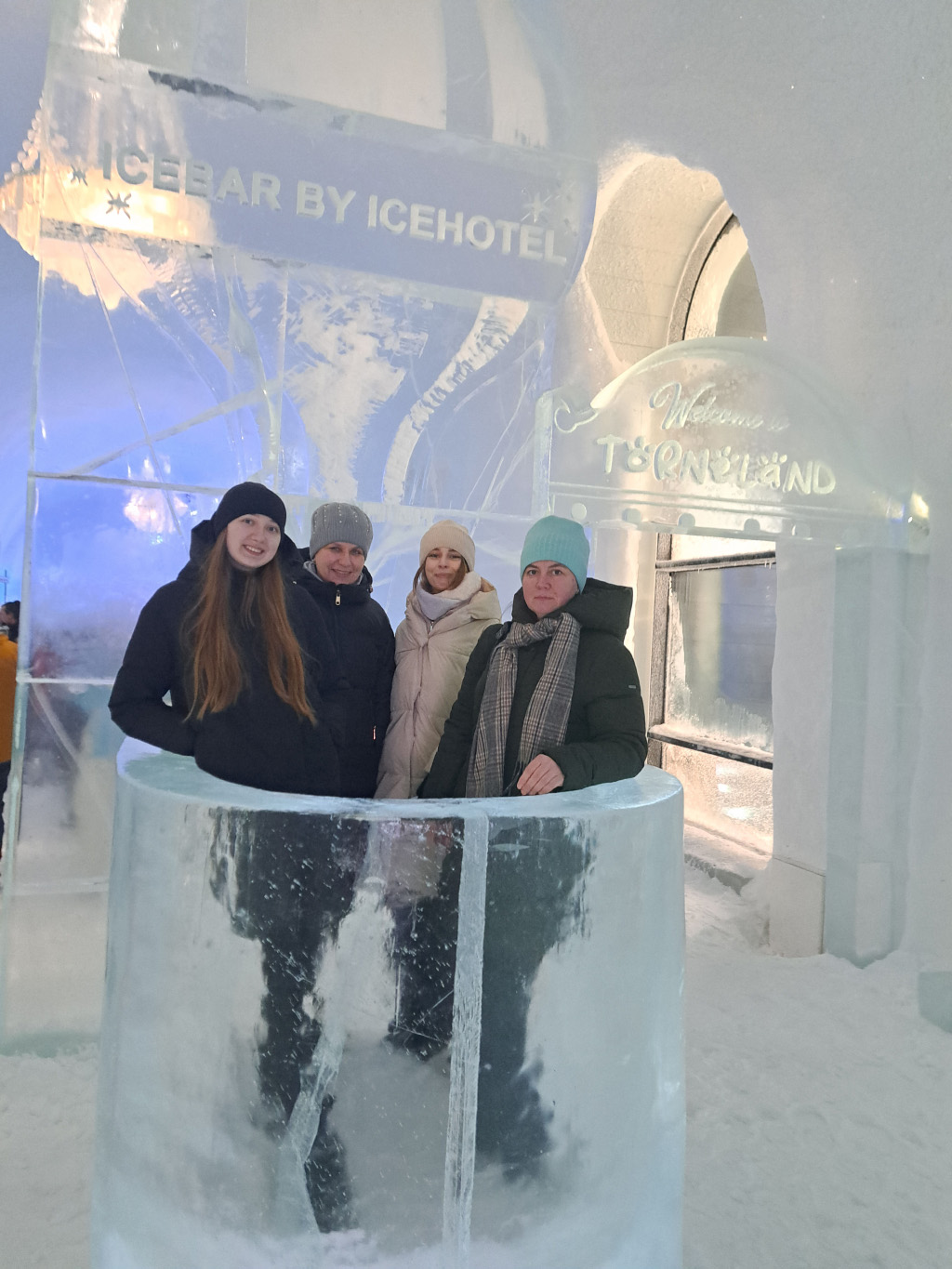 Відвідини ICEHOTEL учасницями з України