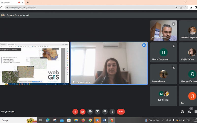 Про актуальний стан галузі геоінформаційних технологій в Україні розповіла студентам Оксана Пона