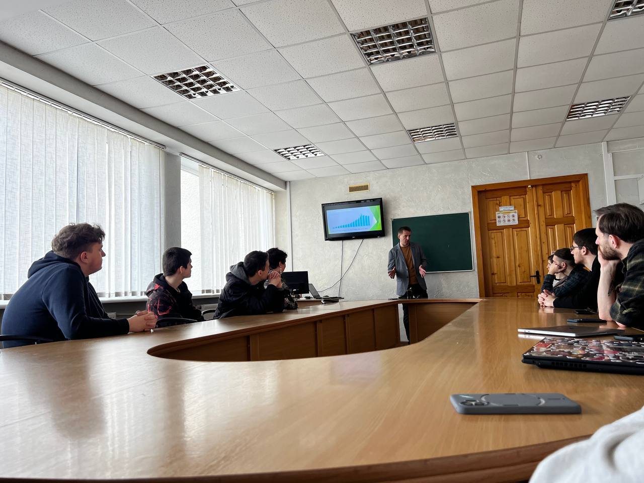 Android, дрони та «один день із життя програміста»: профорієнтаційна зустріч у КЕПі! Android, дрони та «один день із життя програміста»: профорієнтаційна зустріч у КЕПі!