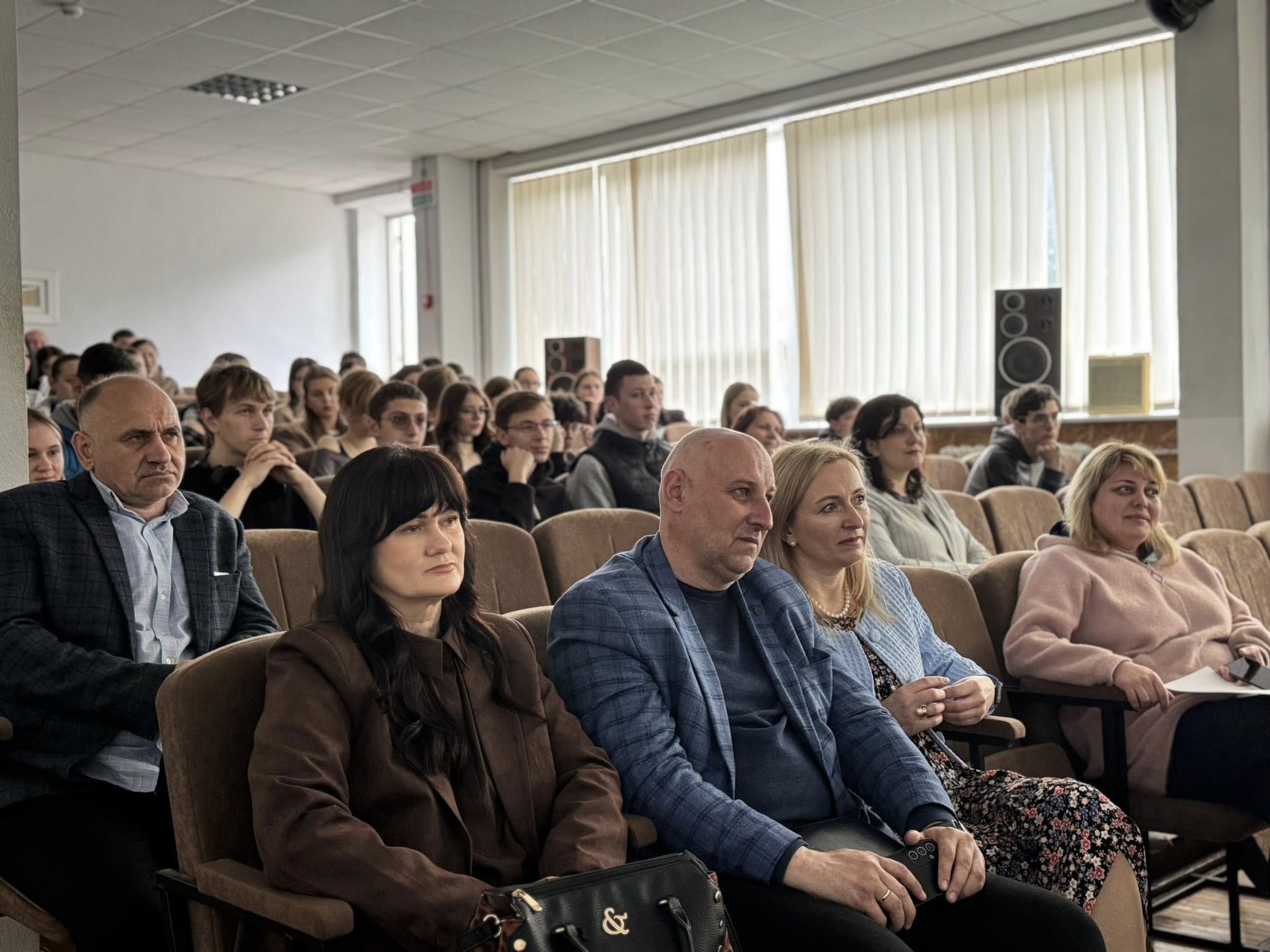 Гігієна цифрової комунікації — не лише актуальний тренд, а вимога часу
