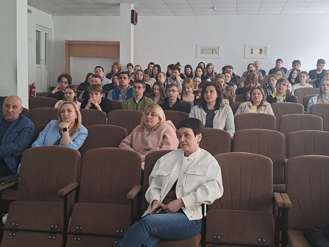 Гігієна цифрової комунікації — не лише актуальний тренд, а вимога часу