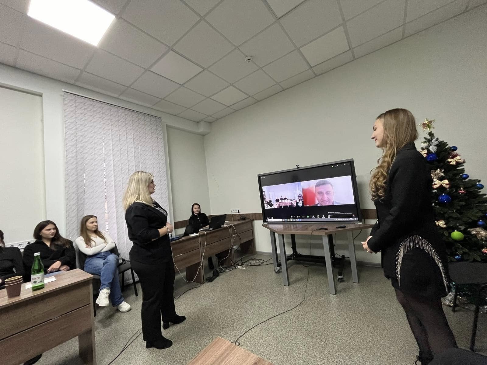 Доцентка кафедри підприємництва та маркетингу ІФНТУНГ Любов ЛОЗІНСЬКА — серед експертів фінального етапу проєкту «Бізнес-інкубація студентських стартапів»
