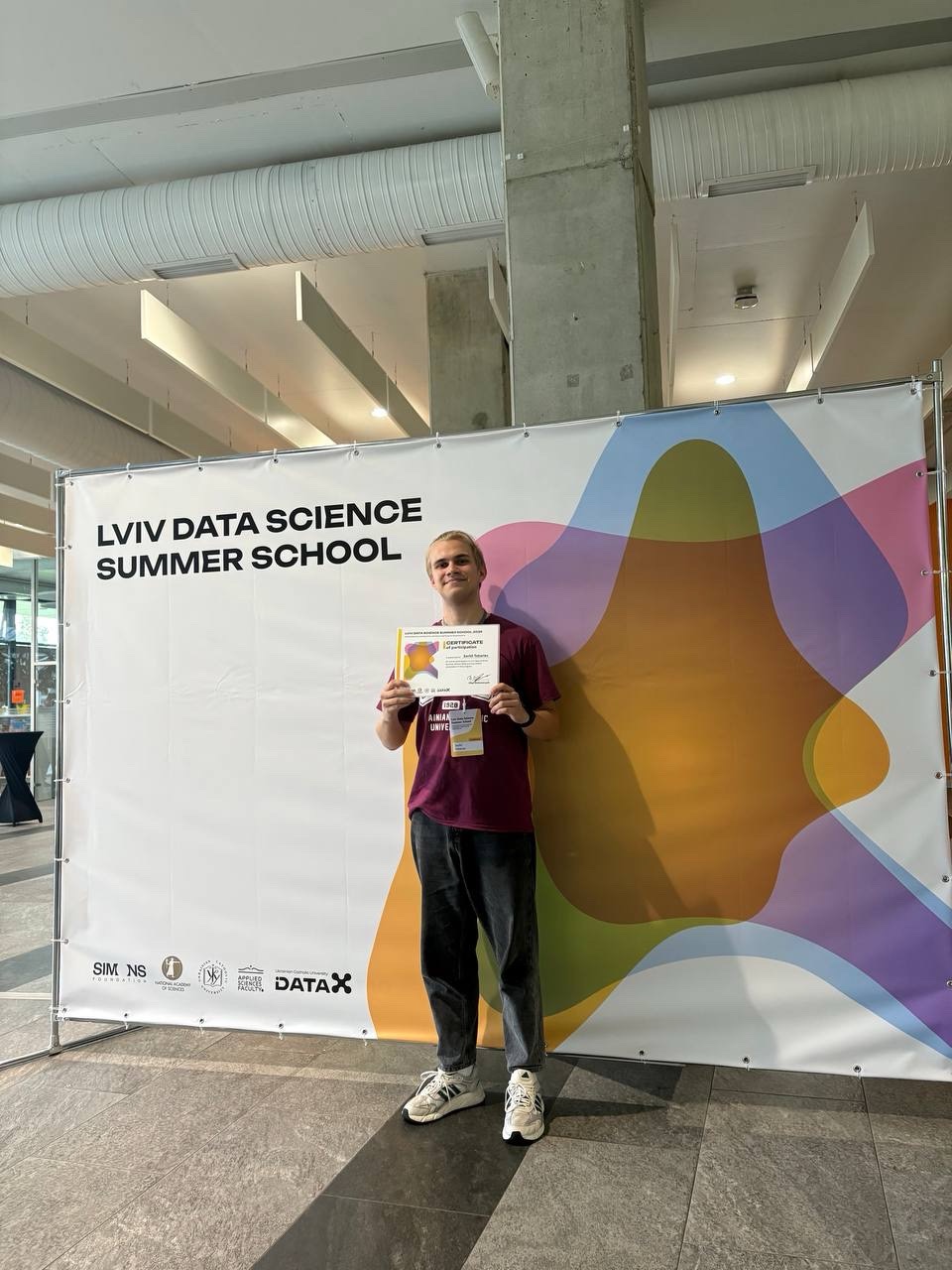 Студент кафедри інженерії програмного забезпечення ІФНТУНГ – учасник Lviv Data Science Summer School 2025