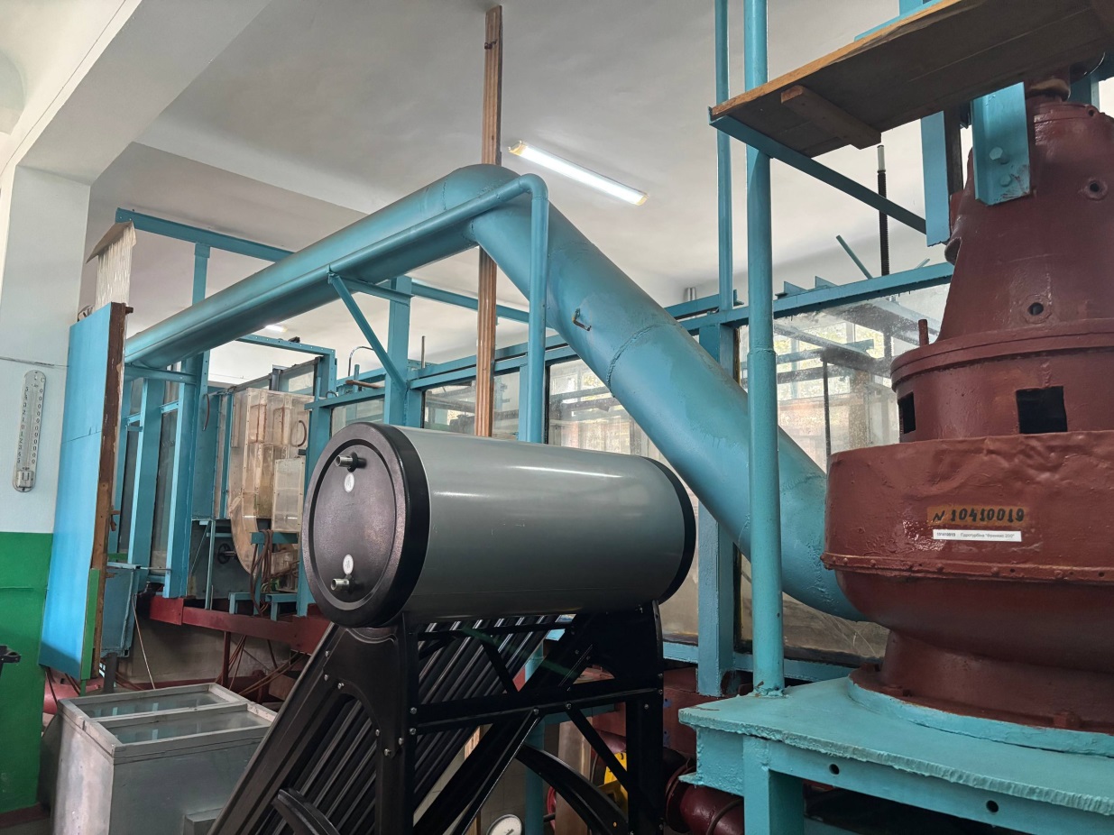 Екскурсія на Хринницьку ГЕС  студентів - екологів