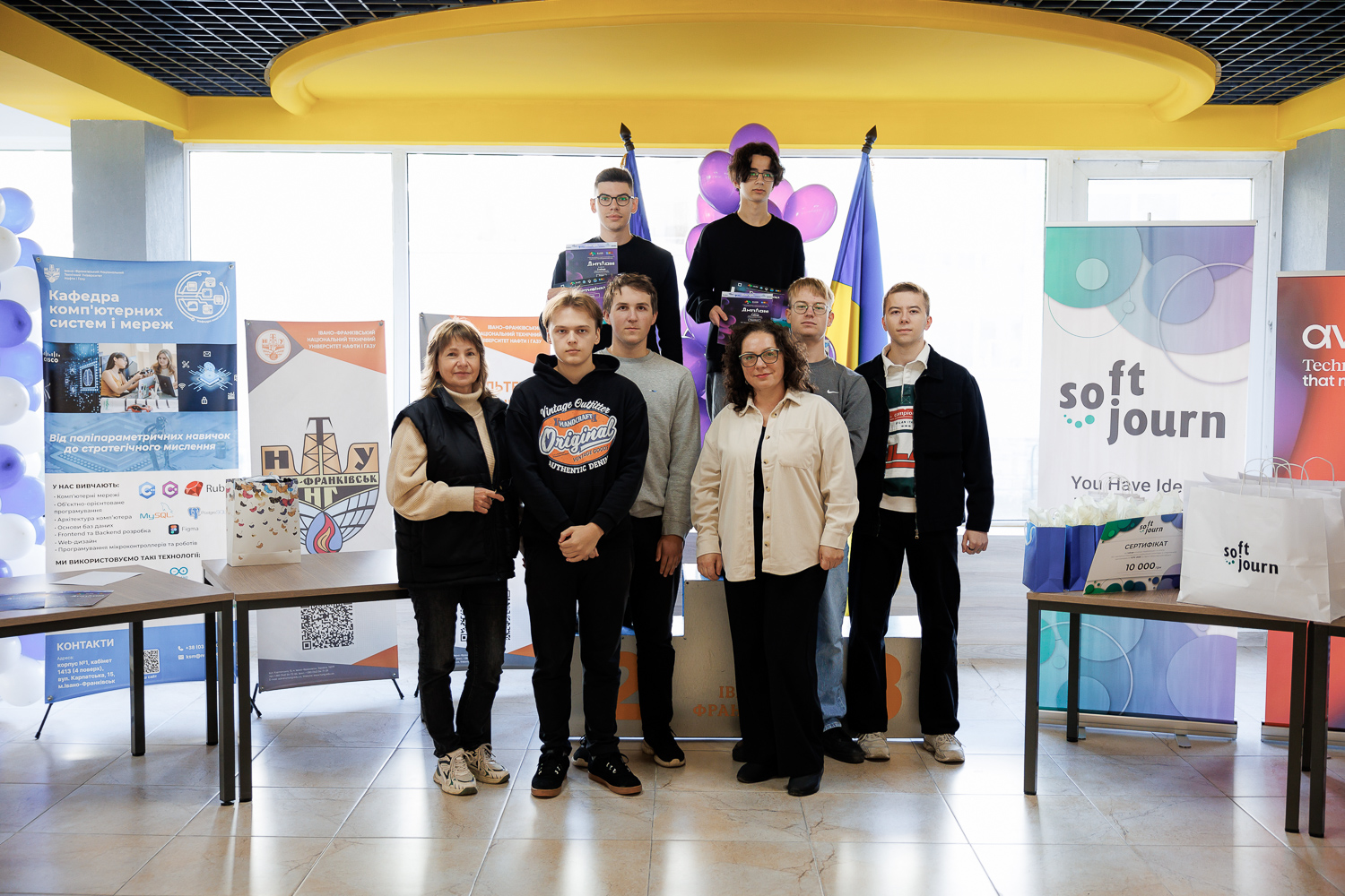 Переможці ІТ-олімпіади: в ІФНТУНГ відзначили найкращих програмістів Прикарпаття! 