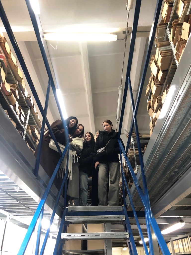 Екскурсія в ДАІФО  