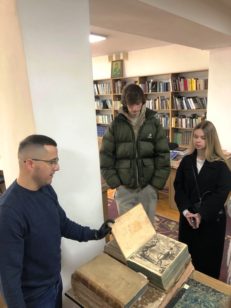 Екскурсія в ДАІФО  