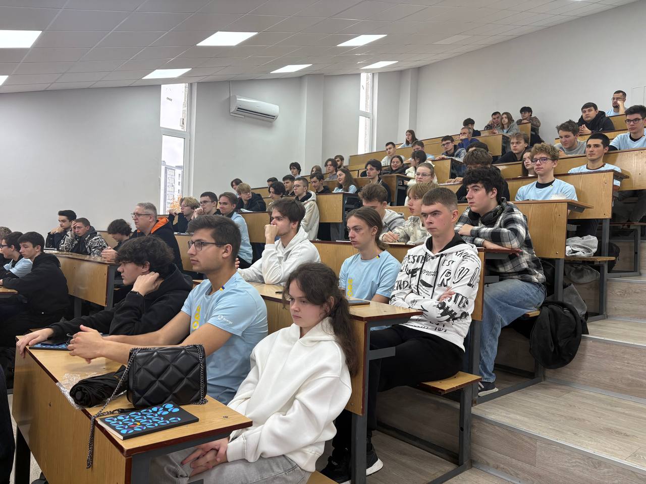 Кафедра комп’ютерних систем і мереж — у центрі інтелектуальних змагань!