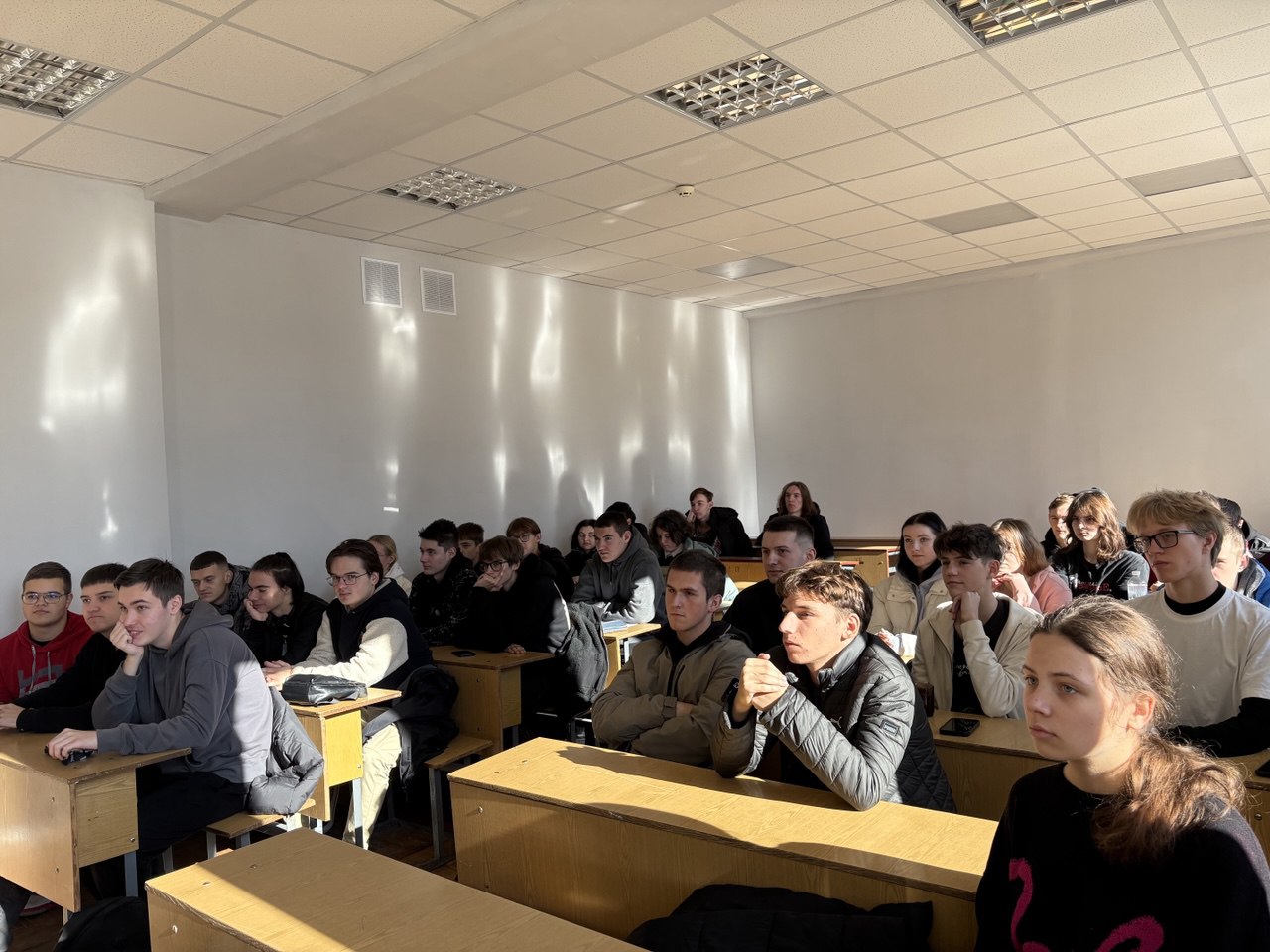 SoftServe у гостях у першокурсників: про командну роботу, Git і перші кроки в ІТ!