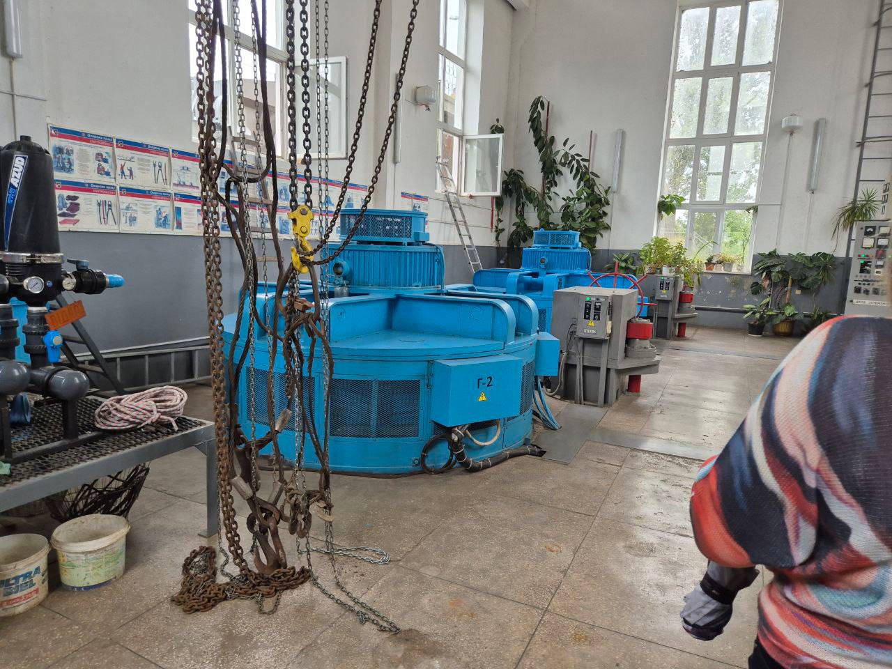 Екскурсія на Хринницьку ГЕС  студентів - екологів