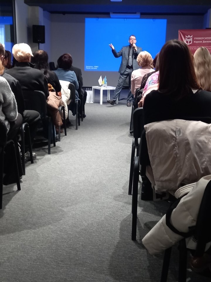 Зустріч із видатною особистістю у світі бібліотечної справи!