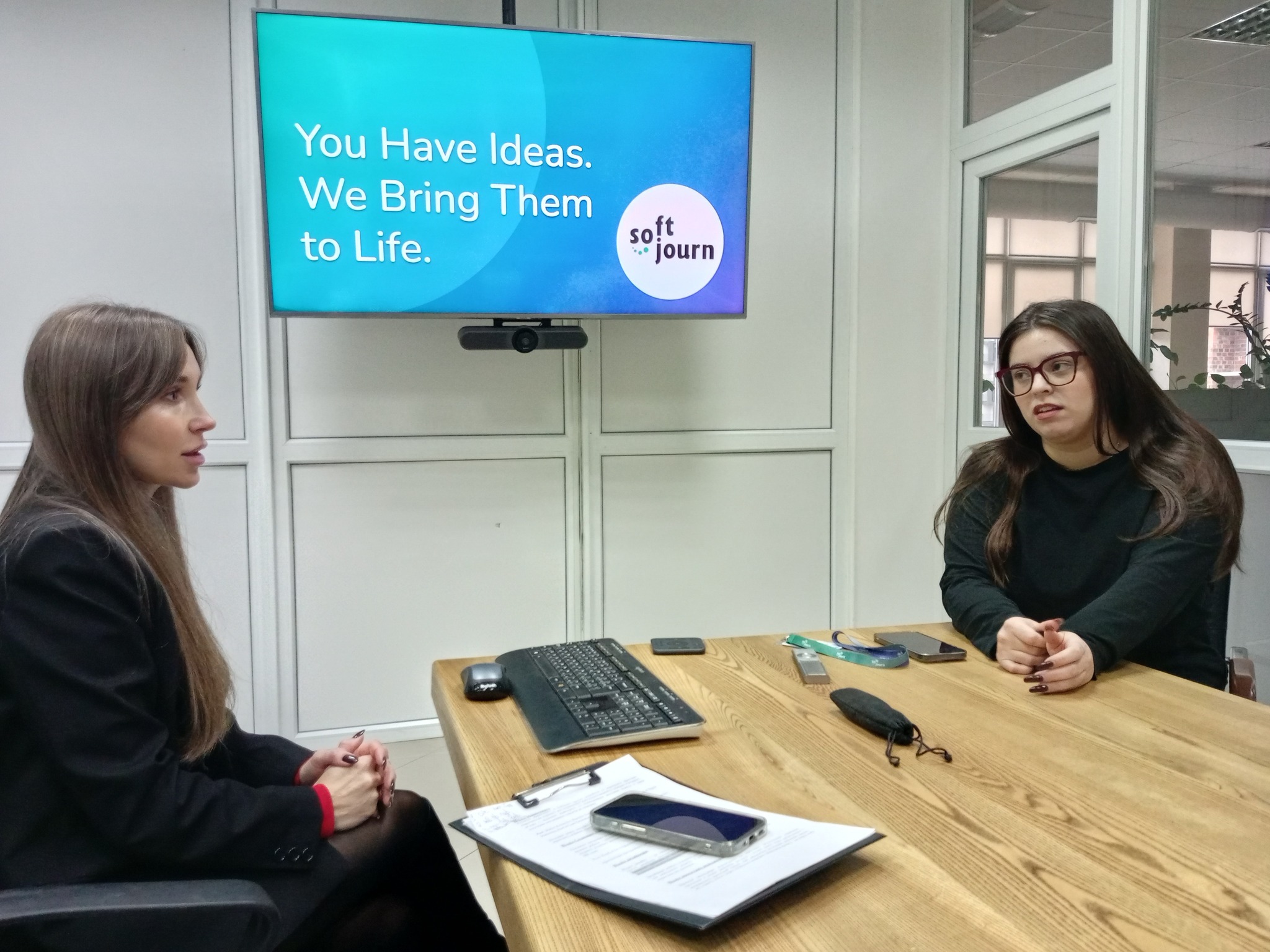 Спілкуємося з професіоналами: екскурсія студентів до офісу Softjourn