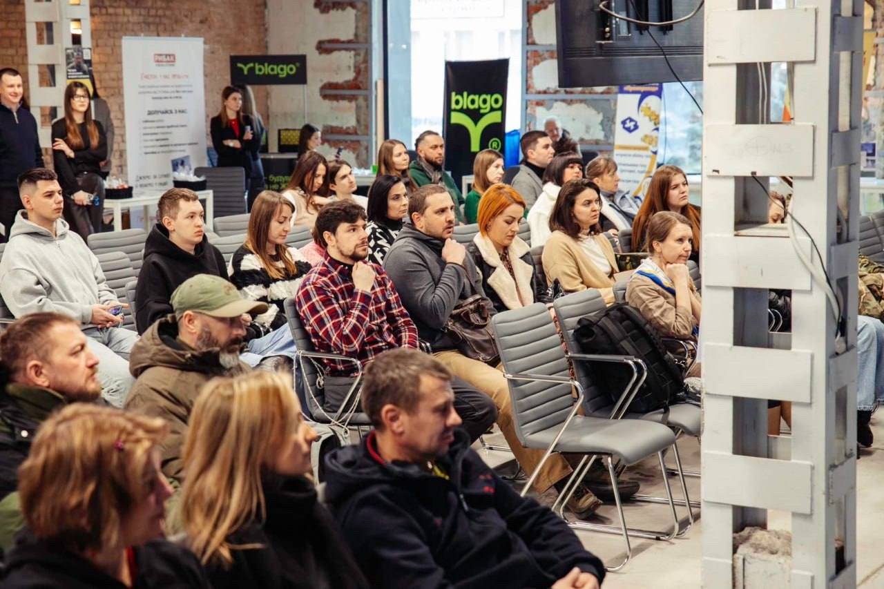 NetLS на форумі «За крок до кар’єри» в ІФНТУНГ!