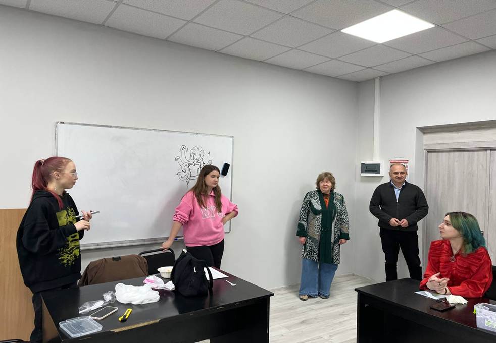 ВОРКШОП ІЗ ПЕРЕРОБКИ ПАПЕРУ