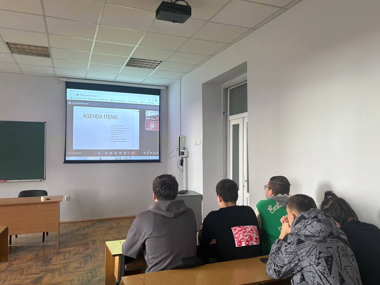 Студенти КІ та КН поринають у світ сучасних методологій розробки разом із SoftServe! 