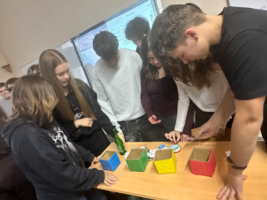 23 ліцеї відбувся профорієнтаційний захід за участю представників ІФНТУНГ