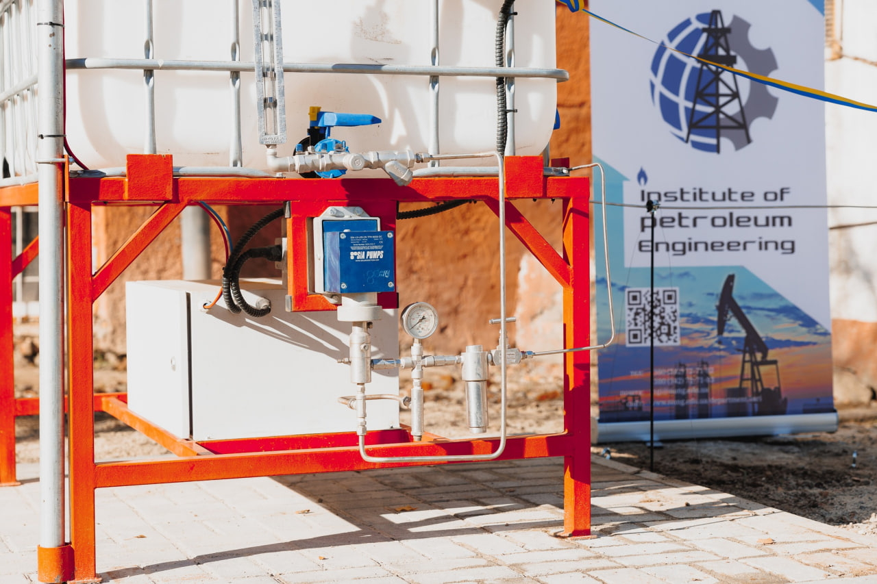 Комплексна установку для дозування рідких реагентів 