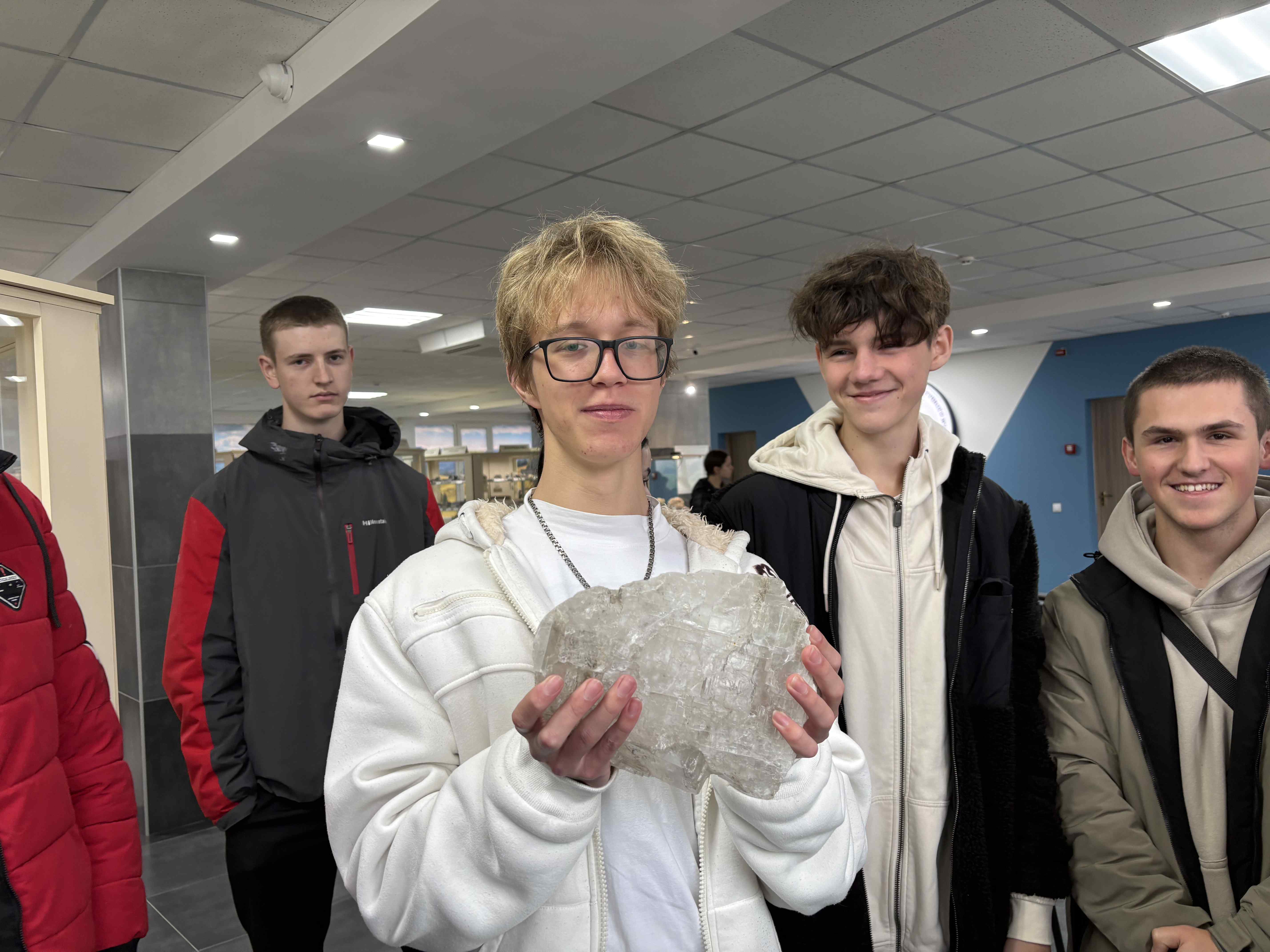 Не тільки код, а й таємниці Землі!