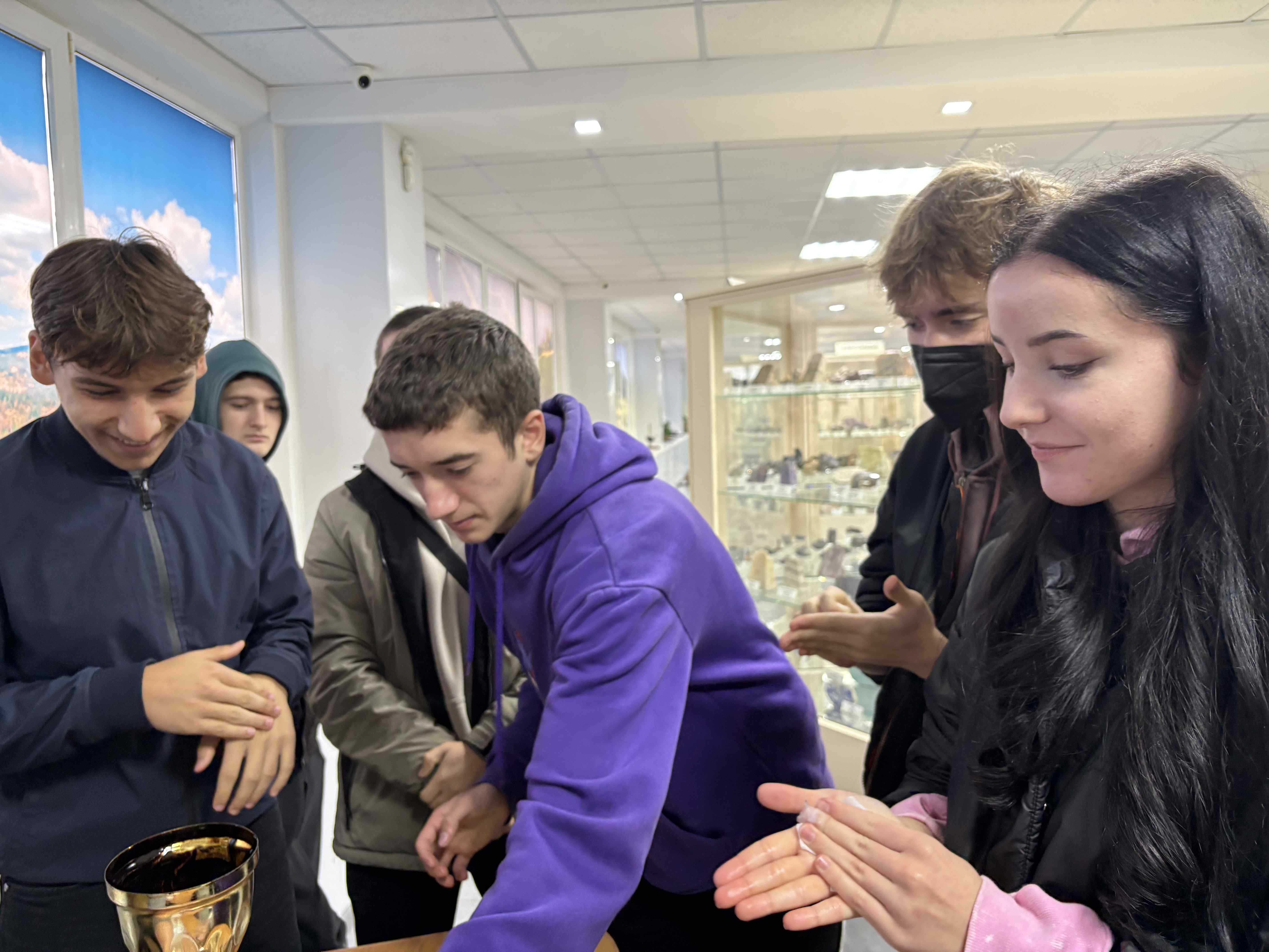 Не тільки код, а й таємниці Землі!