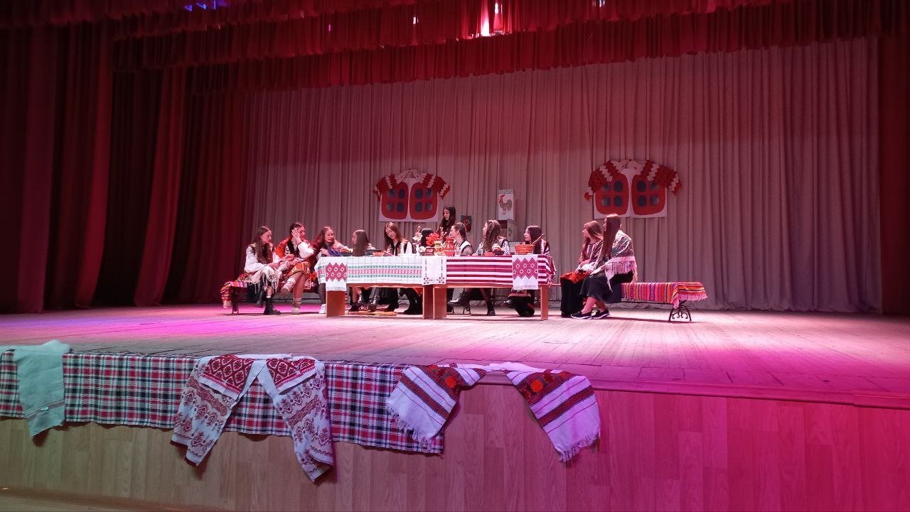 Українські Андріївські вечорниці на кафедрі філології та перекладу ІФНТУНГ