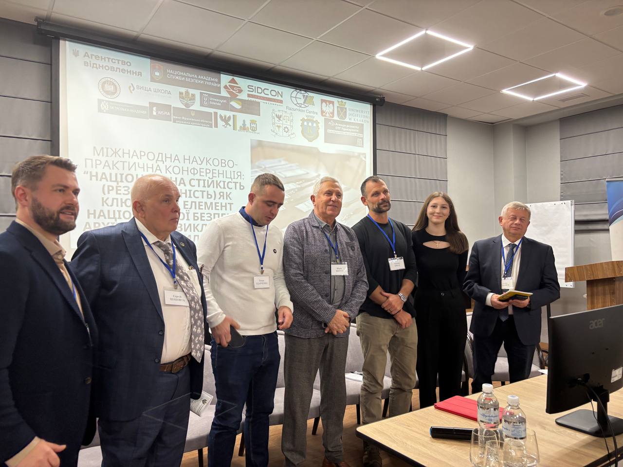 Студенти-перекладачі долучилися до роботи міжнародної конференції з національної стійкості