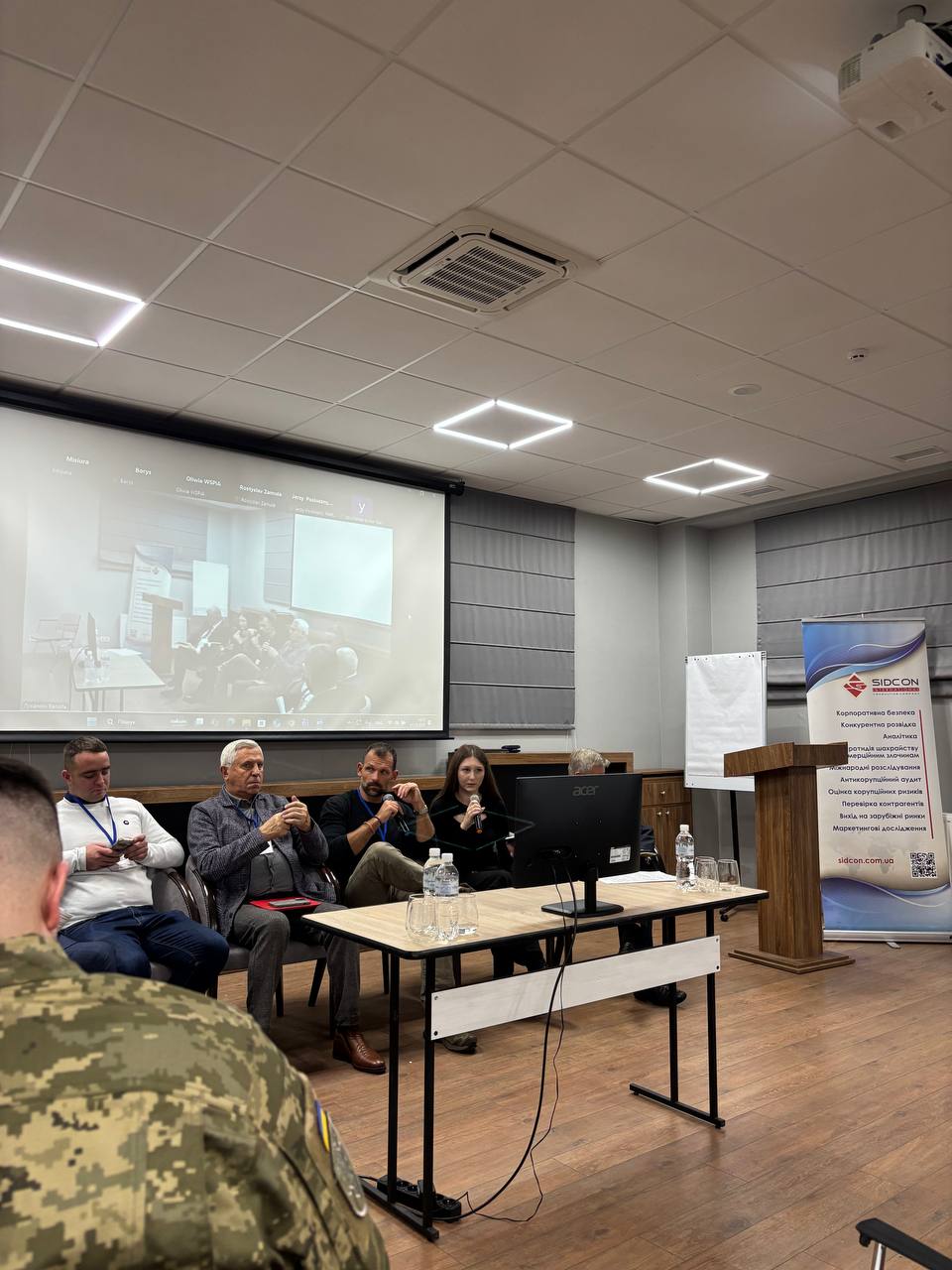 Студенти-перекладачі долучилися до роботи міжнародної конференції з національної стійкості