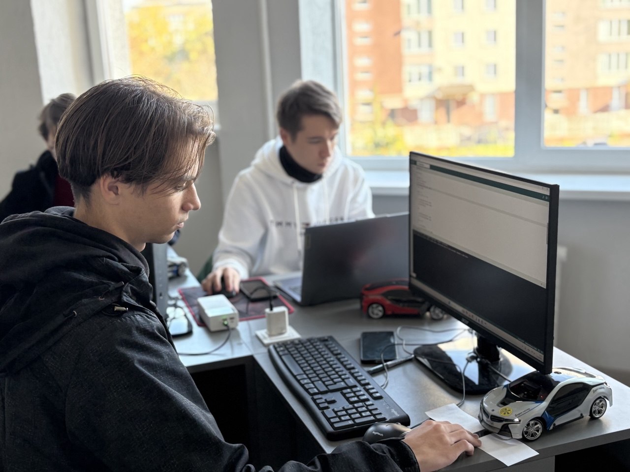 Програмування трекових роботів