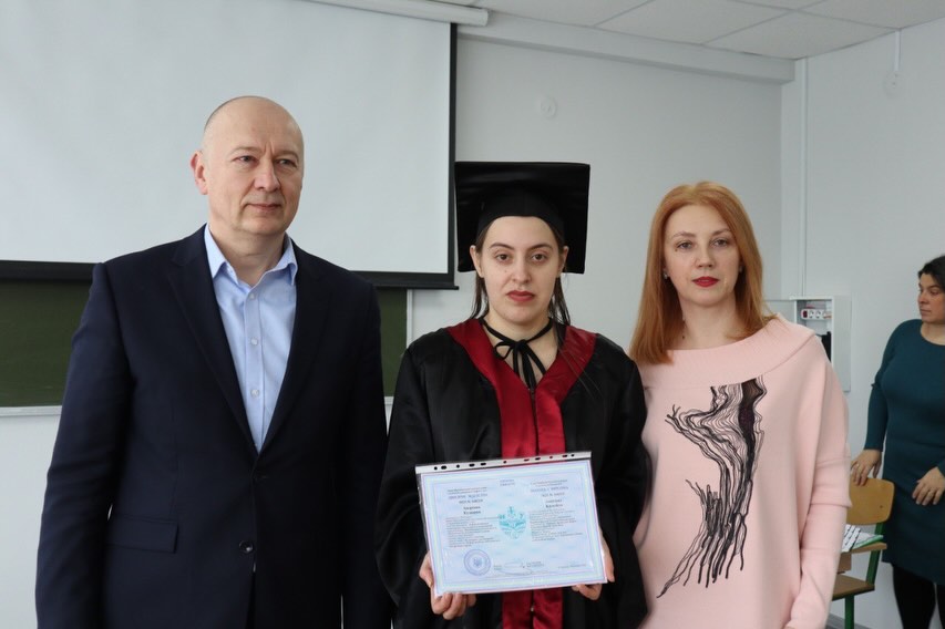 Дипломи в руках – майбутнє попереду: випуск магістрів з інформаційної справи