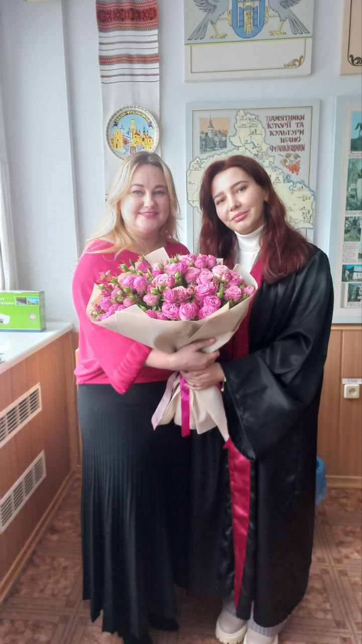 Урочисте вручення дипломів магістра