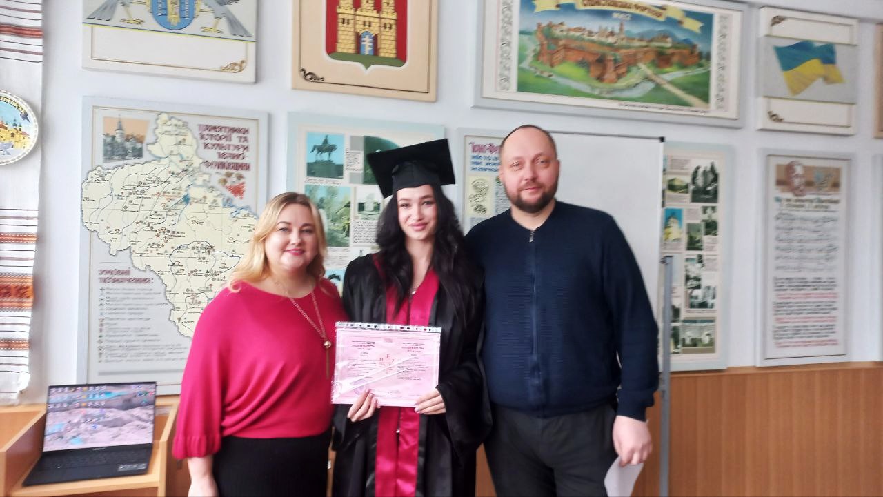 Урочисте вручення дипломів магістра