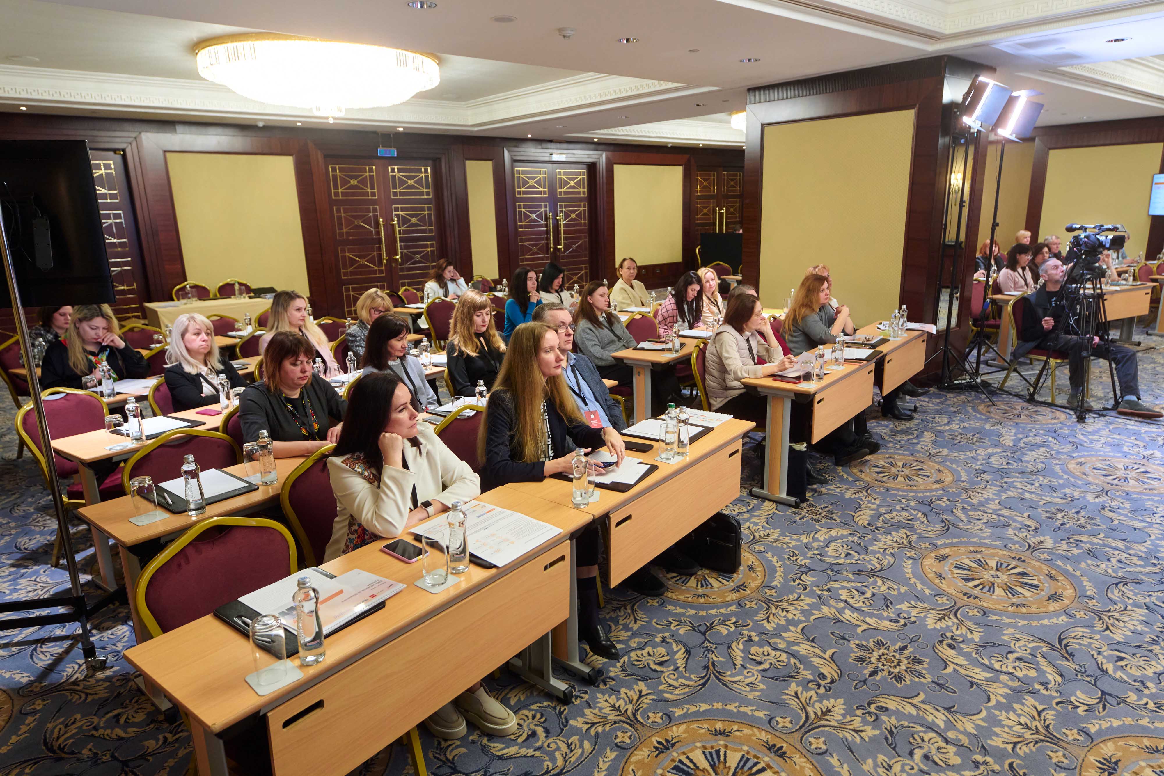 ESG-ЗВІТНІСТЬ ТА ФІНАНСИ МАЙБУТНЬОГО: ВИКЛАДАЧІ КАФЕДРИ НА НАВЧАЛЬНОМУ ЗАХОДІ ACCA