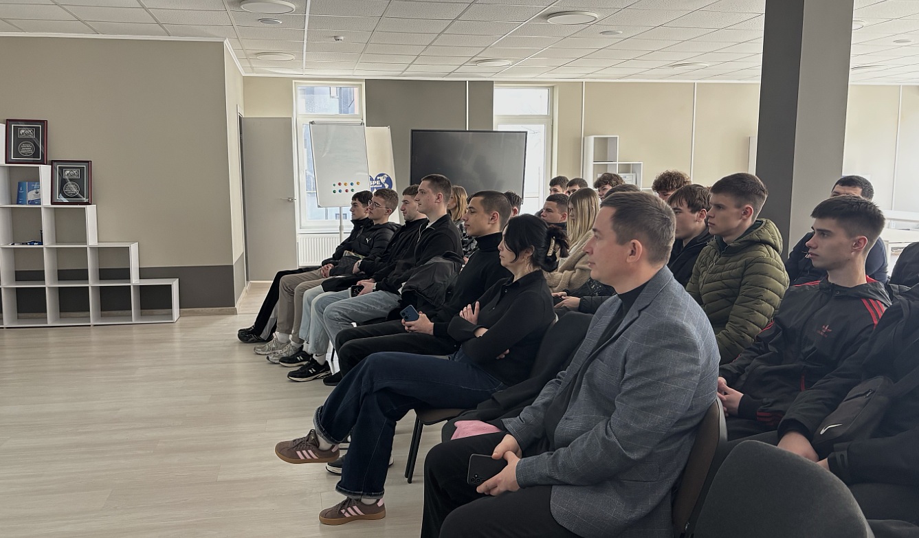 Досвід міжнародних компаній для аспірантів і студентів