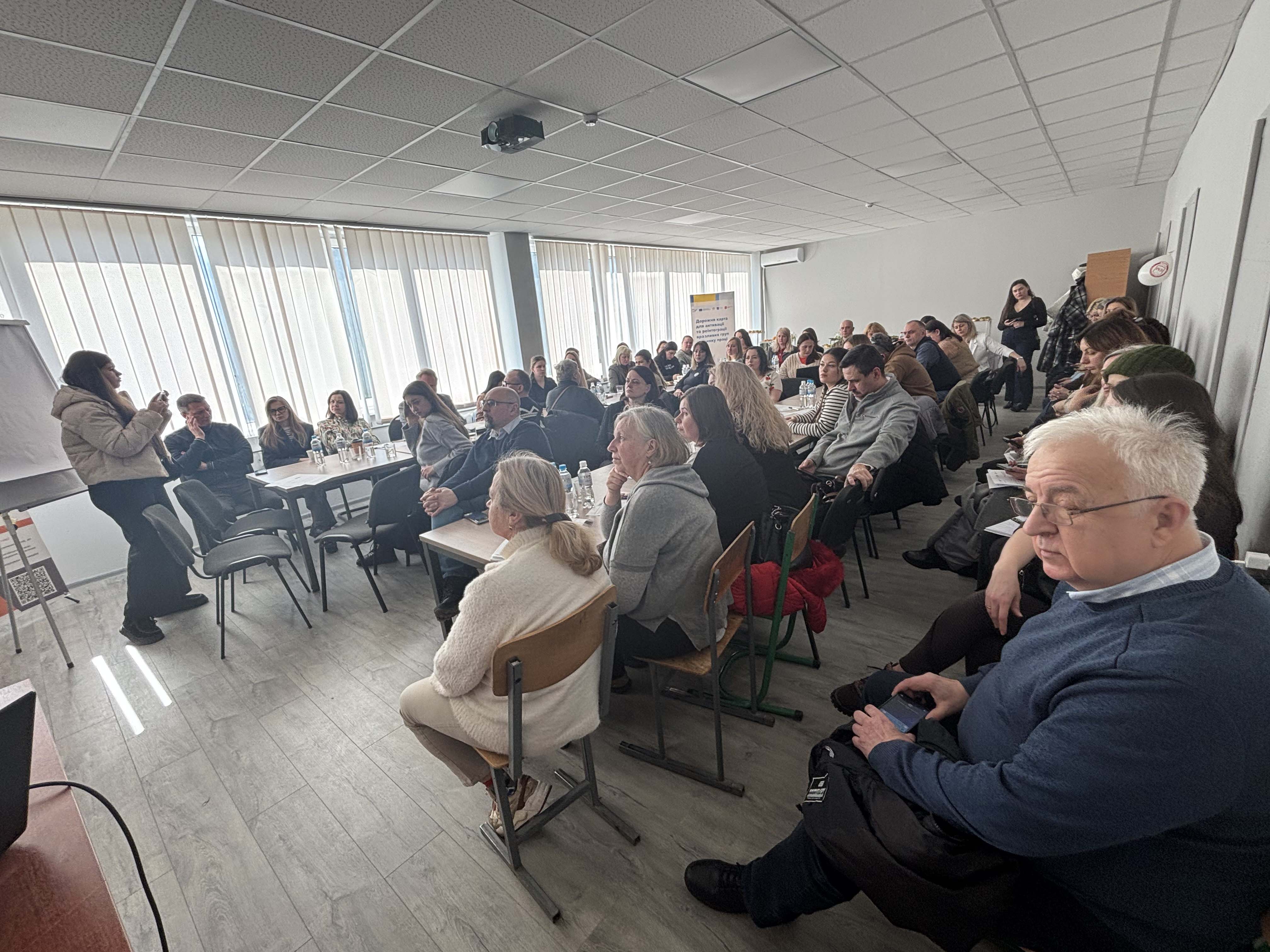 НАУКОВО-ПЕДАГОГІЧНІ ПРАЦІВНИКИ КАФЕДРИ ПІМ ДОЛУЧИЛИСЯ ДО ОБГОВОРЕННЯ  ДОРОЖНЬОЇ КАРТИ ПРАЦЕВЛАШТУВАННЯ ВРАЗЛИВИХ ГРУП НАСЕЛЕННЯ