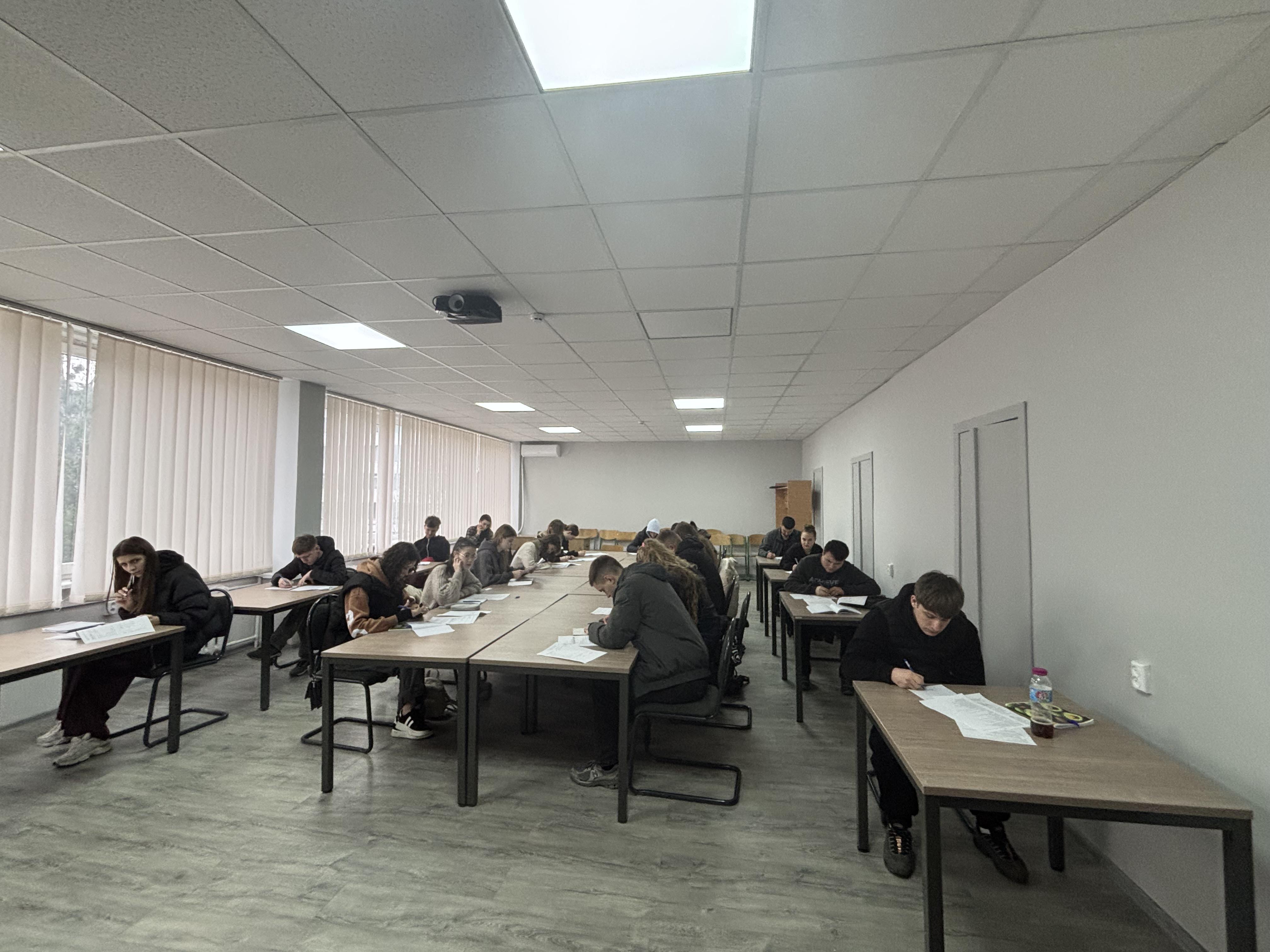 ВІД ТЕОРІЇ ДО УПРАВЛІНСЬКИХ РІШЕНЬ:  КОЛОКВІУМ З МАРКЕТИНГУ ЯК АКАДЕМІЧНИЙ ДІАЛОГ