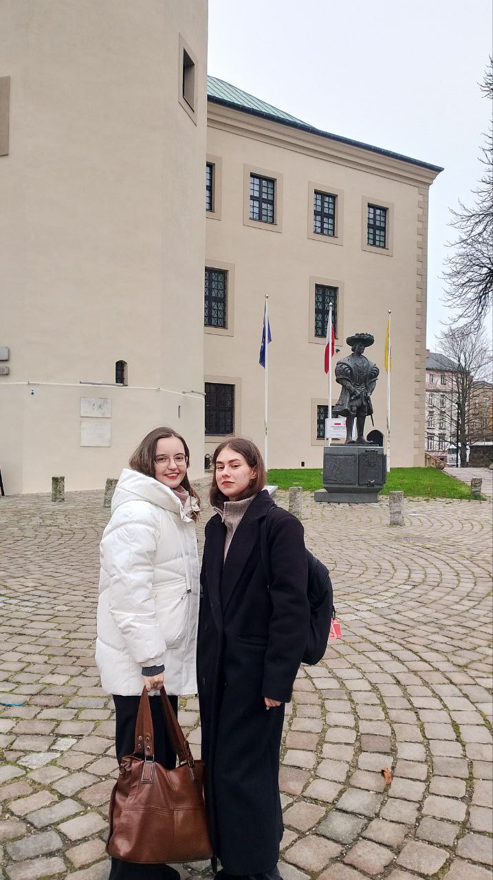 Студентки кафедри філології та перекладу взяли участь у програмі семестрового нав