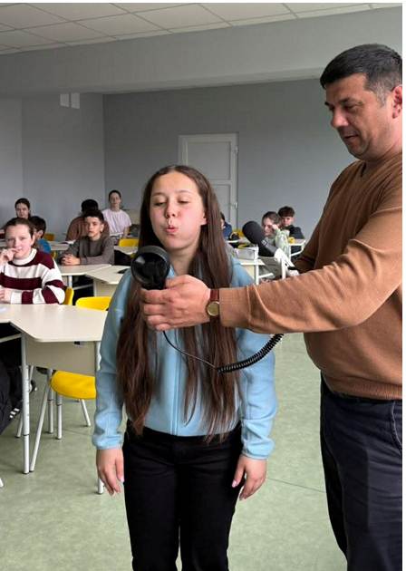 З ЛІЦЕЇСТАМИ БУРШТИНА 