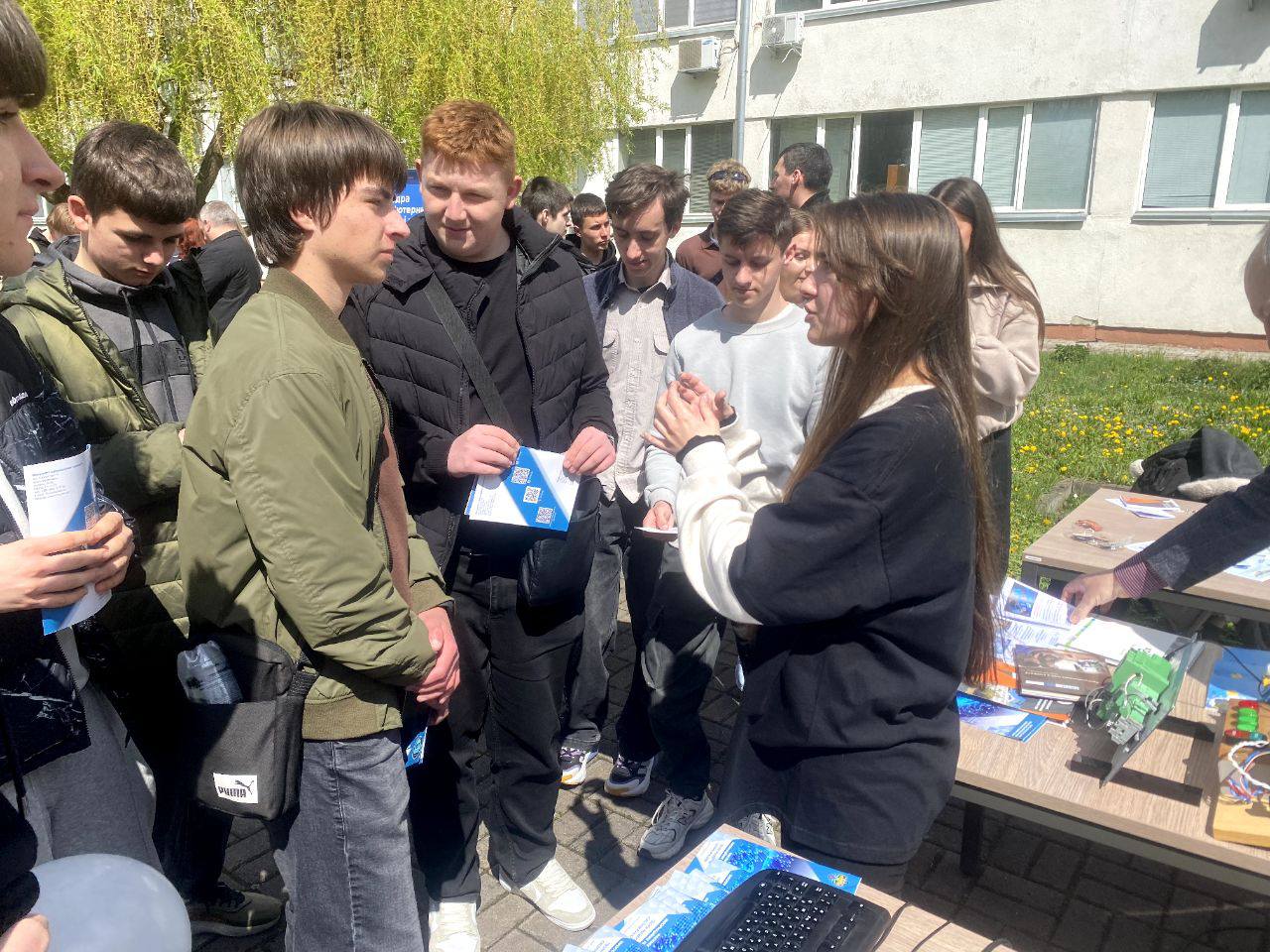 ТЕХНОПІКНІК та інженерія програмного забезпечення: від студента до абітурієнта з особливим вайбом