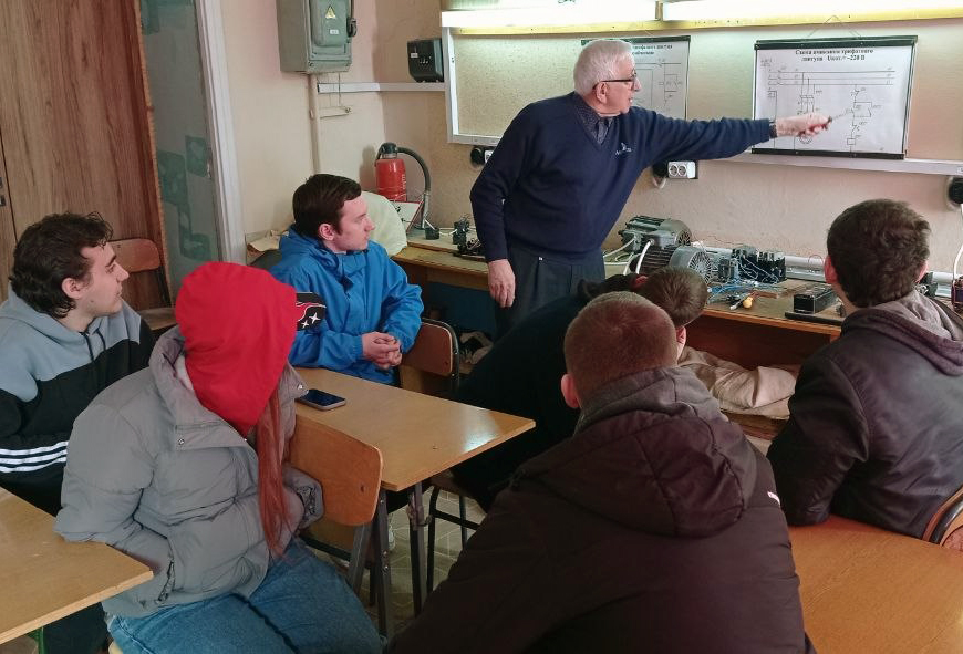 Лабораторне заняття з дисципліни "Приводи мехатронних систем"