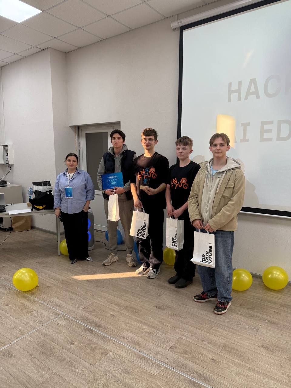 Hackathon: AI Edition – від ідеї до реальних рішень за один день