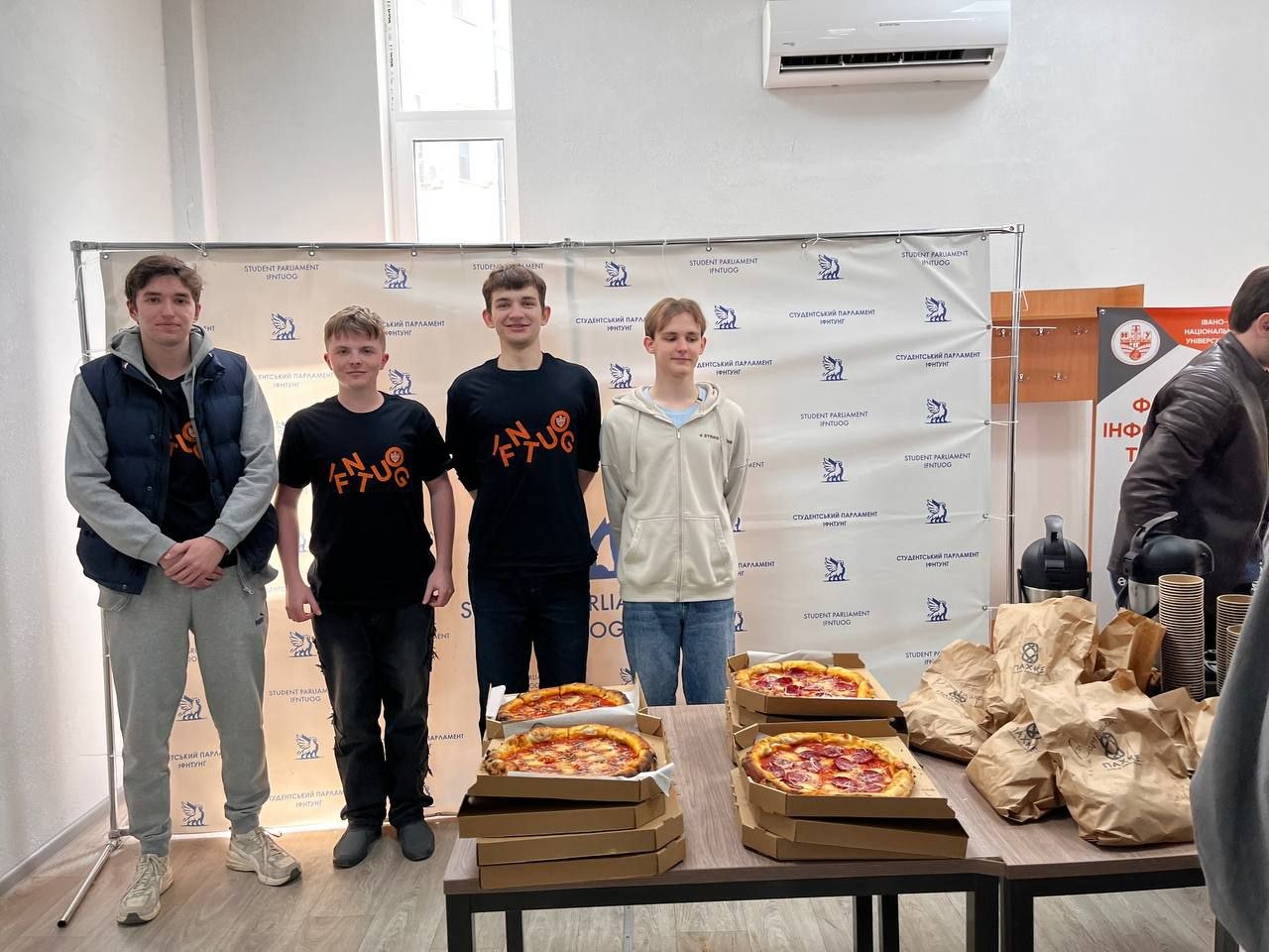 Hackathon: AI Edition – від ідеї до реальних рішень за один день