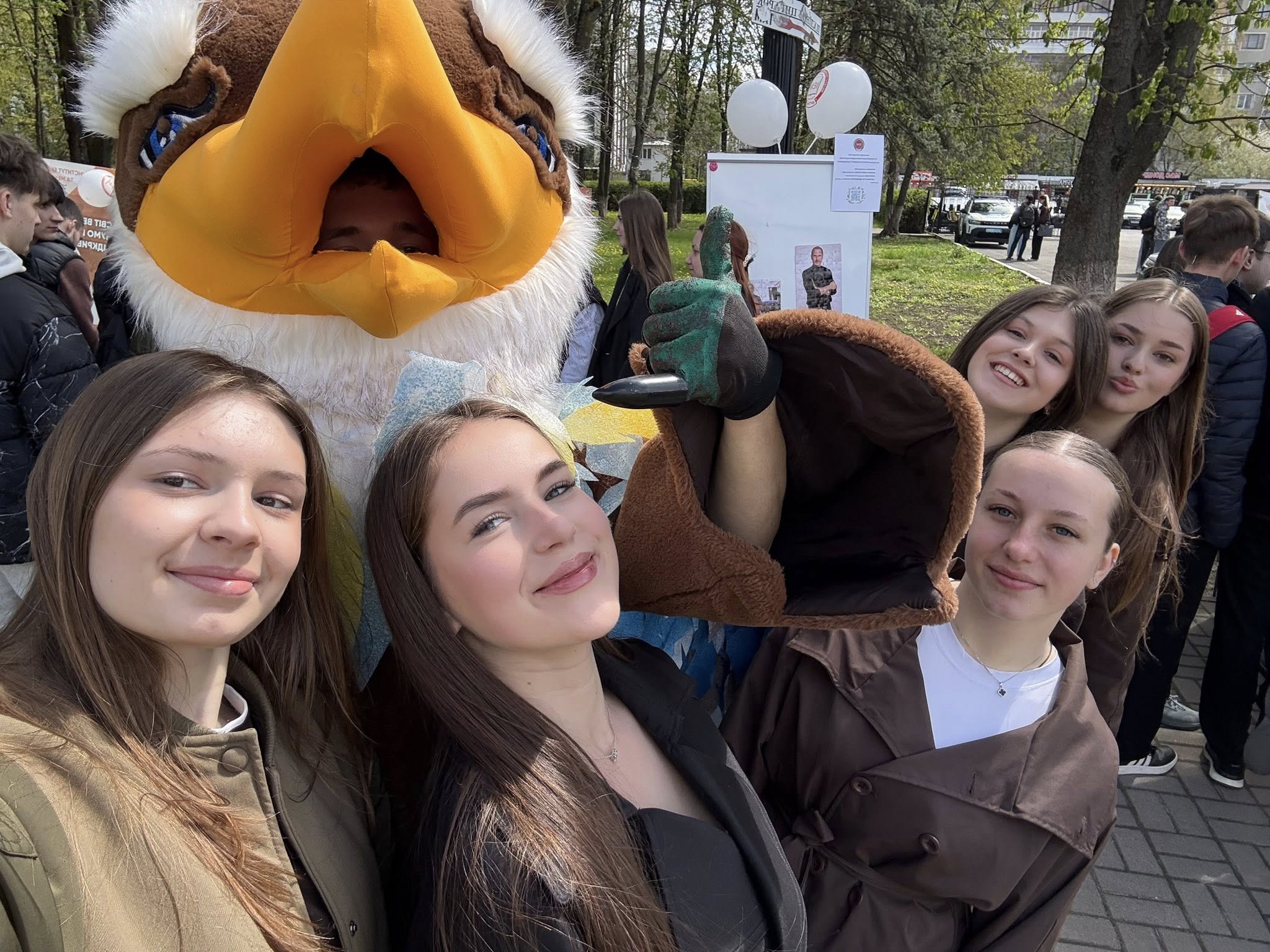 Техно-пікнік - атмосферний день знайомств, емоцій і перших рішень про майбутнє.