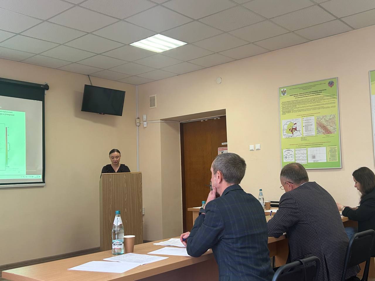 Щиро вітаємо аспірантку кафедри екології Смик Ірину Євгенівну