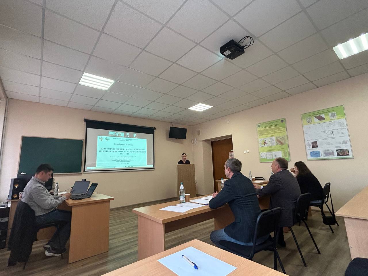 Щиро вітаємо аспірантку кафедри екології Смик Ірину Євгенівну