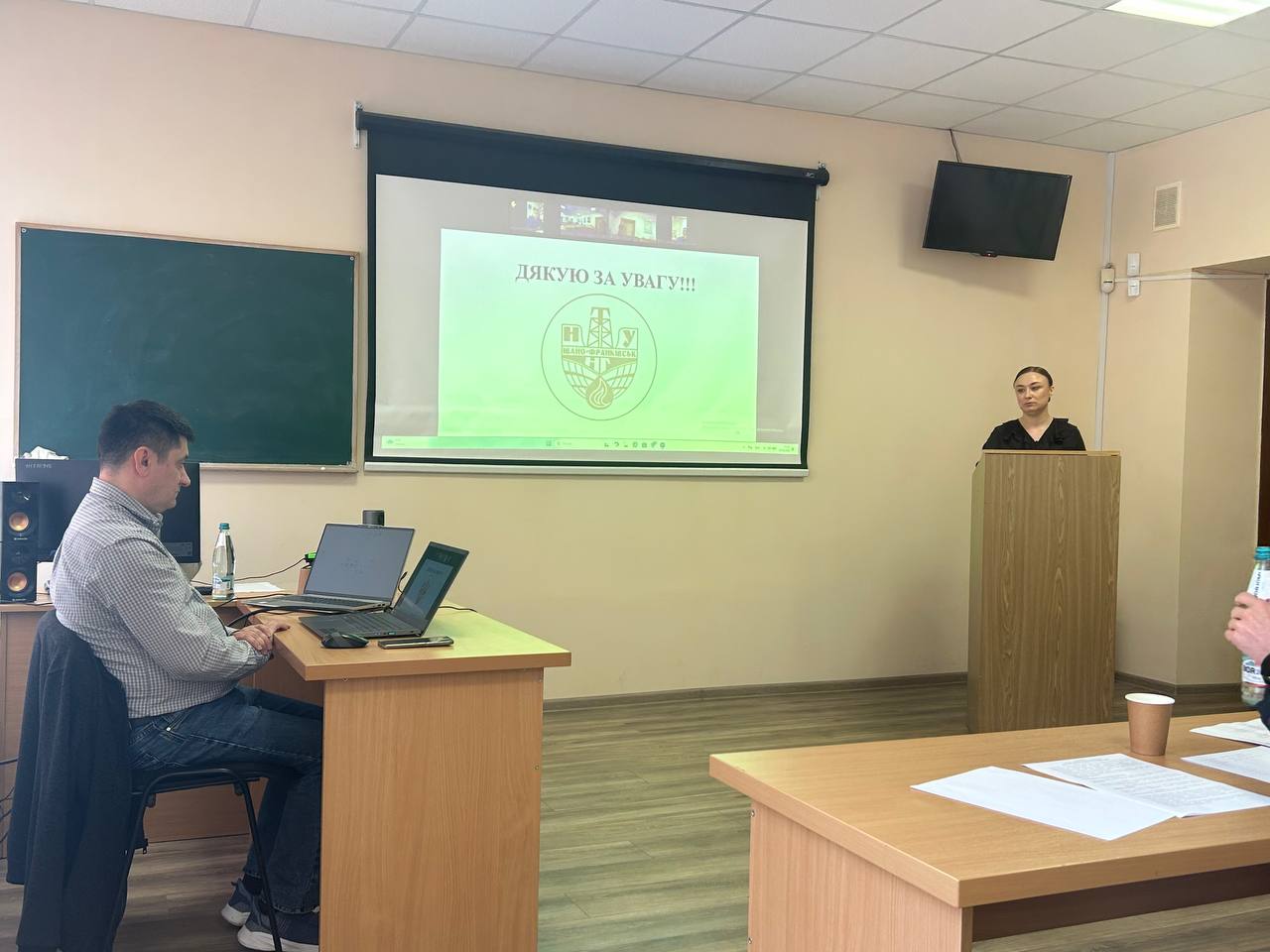Щиро вітаємо аспірантку кафедри екології Смик Ірину Євгенівну