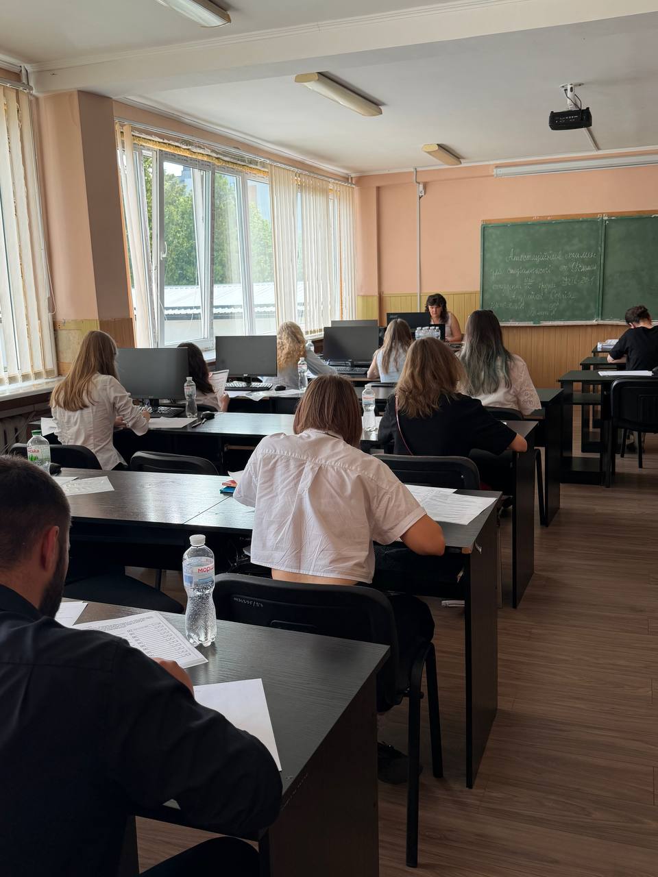 Випускники освітньої програми «Англійська філологія та переклад» успішно склали атестаційний екзамен