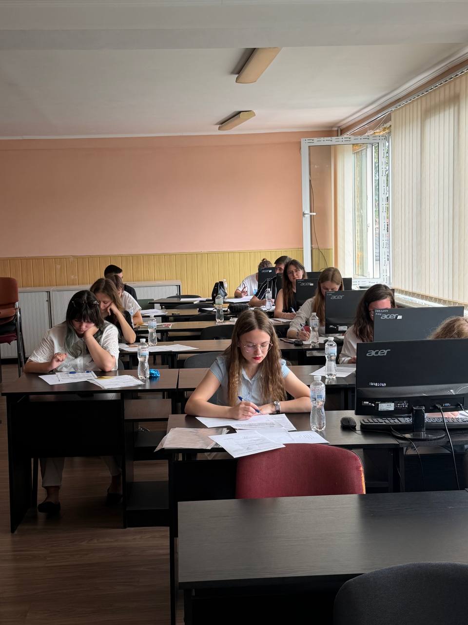 Випускники освітньої програми «Англійська філологія та переклад» успішно склали атестаційний екзамен