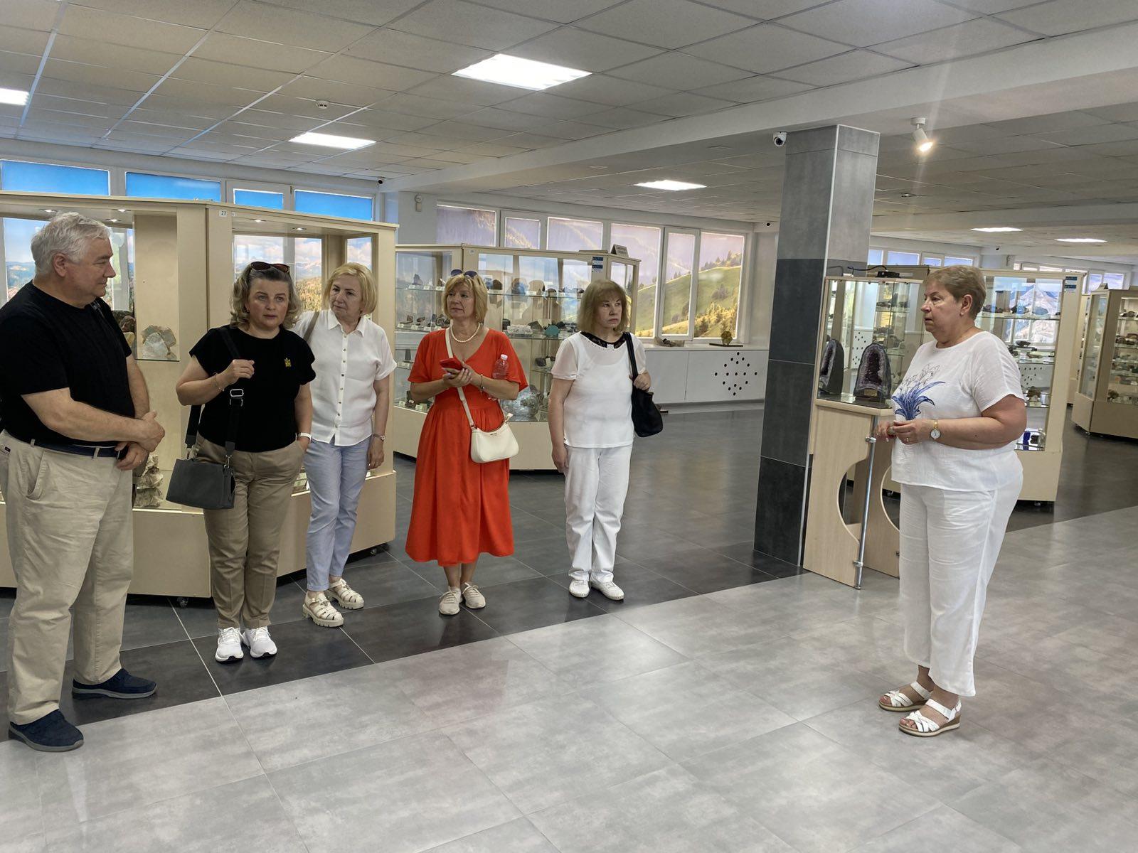 Представники румунської делегації Марамуреського повіту відвідали ІФНТУНГ
